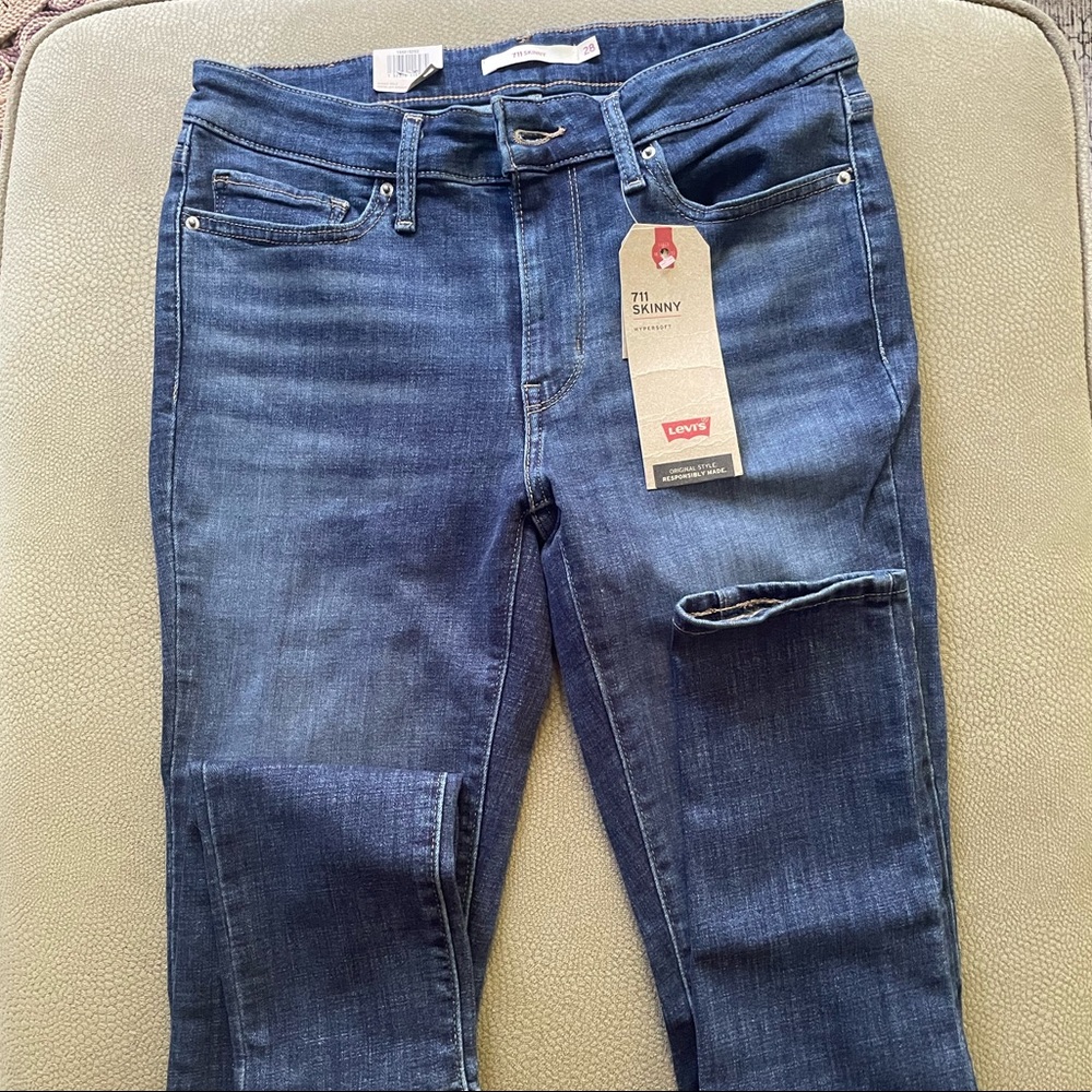 Levi’s 711 Skinny New